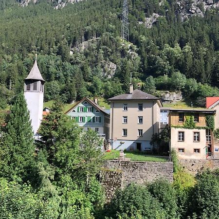 Alpine Haus Apartment Göschenen Екстериор снимка